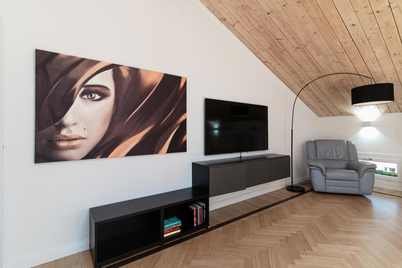 Apartmán Attic 64 - The House Of Travelers Como Exteriér fotografie