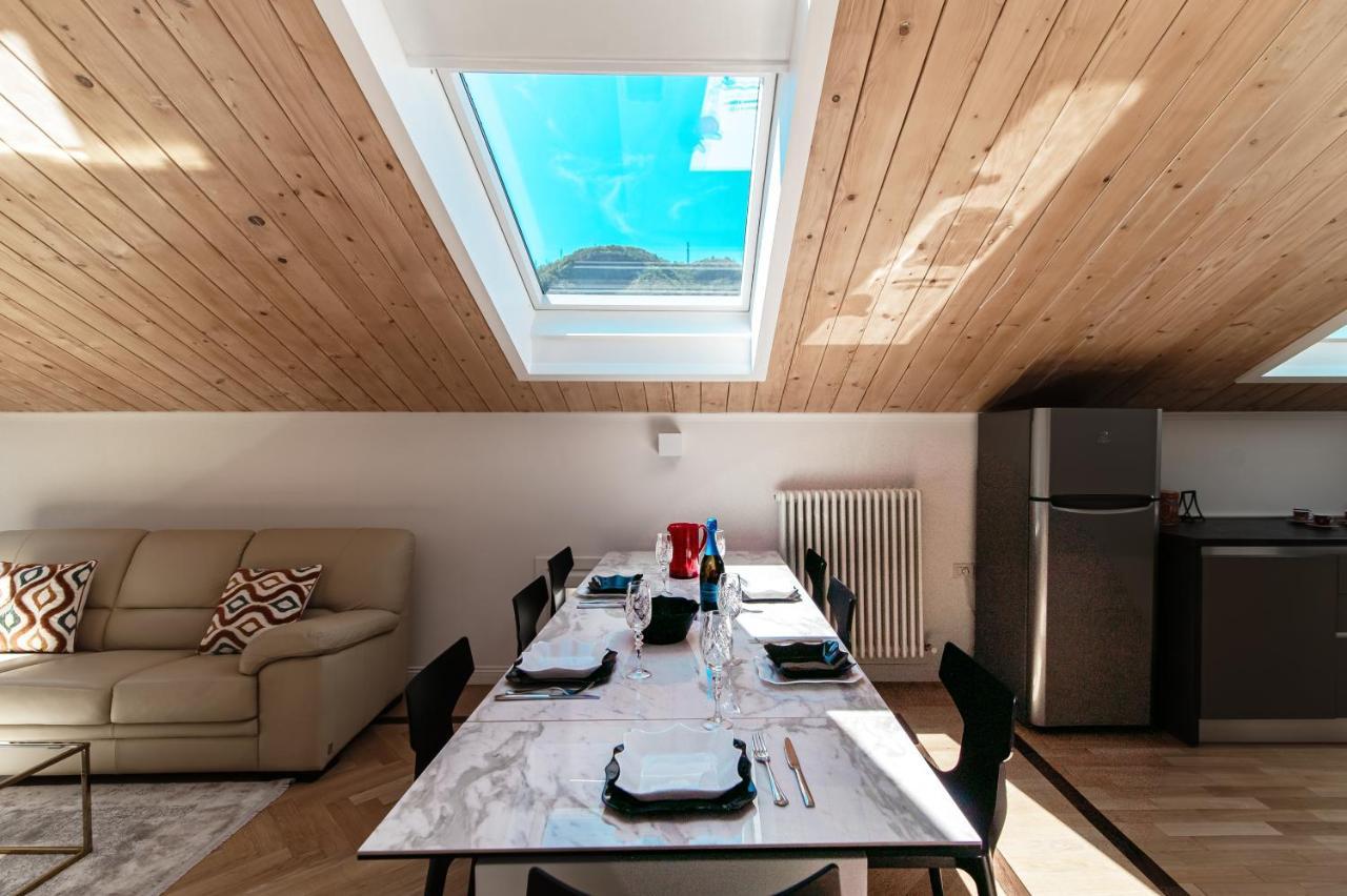 Apartmán Attic 64 - The House Of Travelers Como Exteriér fotografie