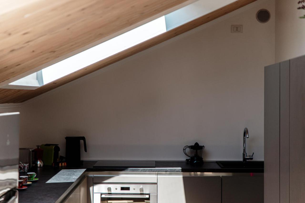 Apartmán Attic 64 - The House Of Travelers Como Exteriér fotografie