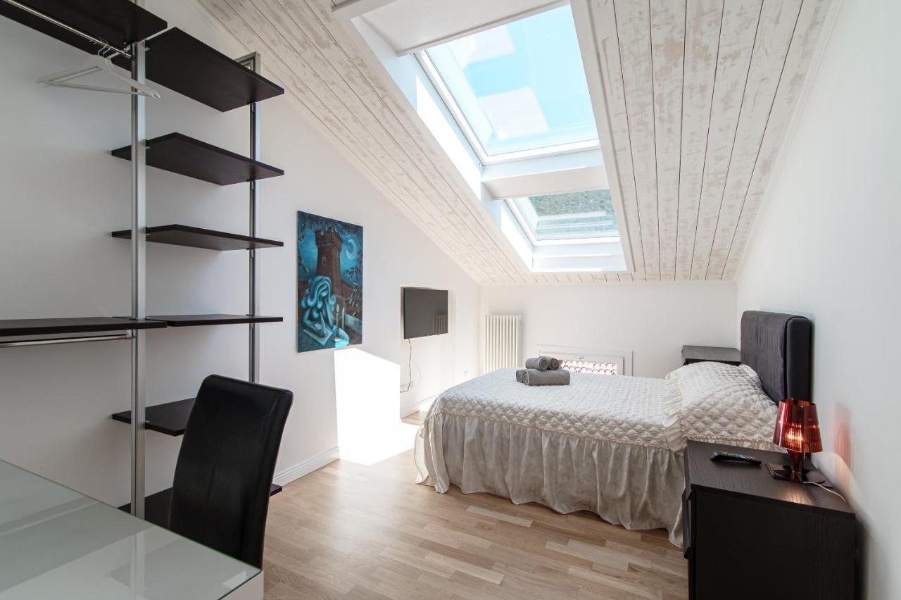 Apartmán Attic 64 - The House Of Travelers Como Exteriér fotografie